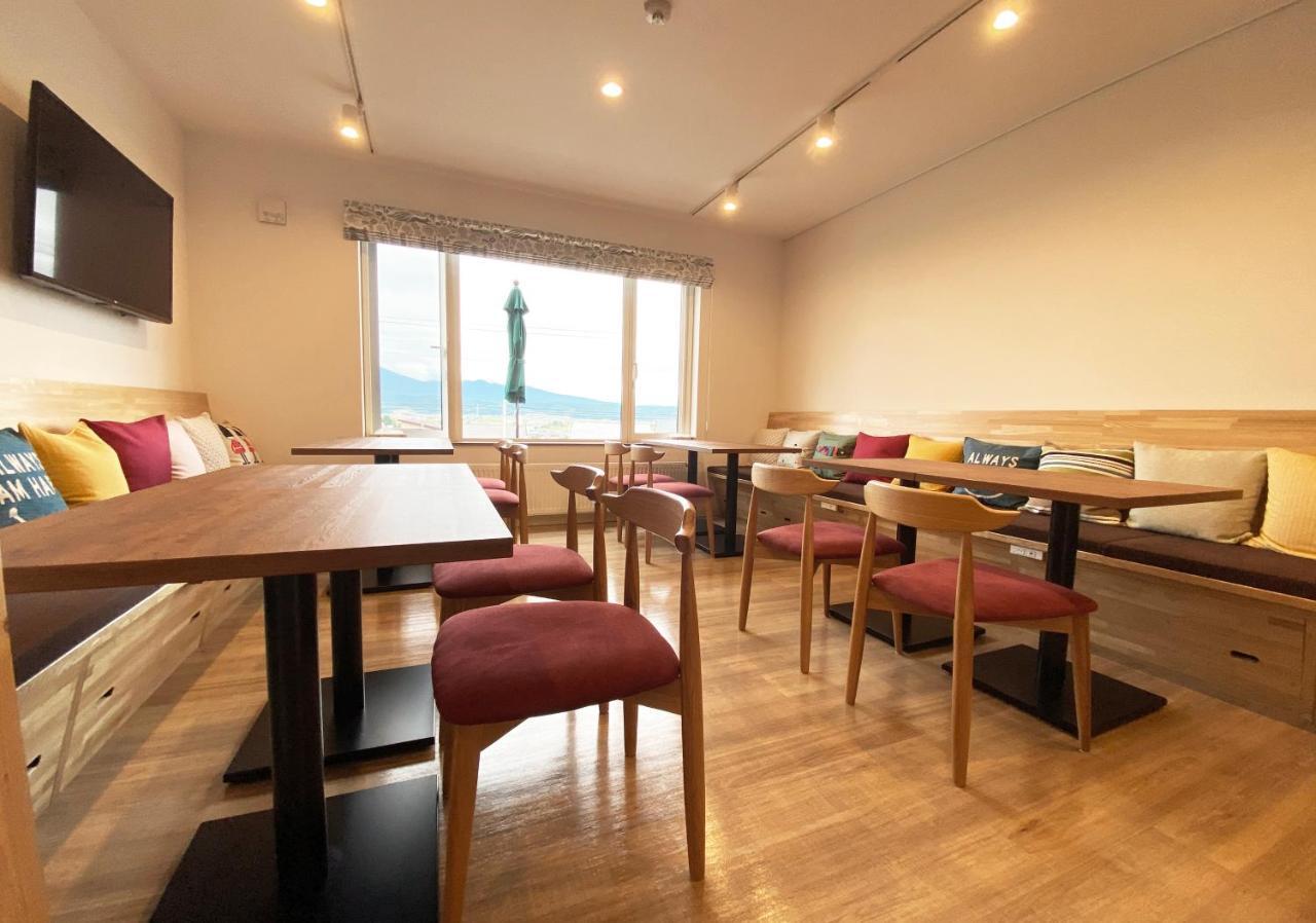 Hotel Hanafuji Inn Nakafurano Bagian luar foto