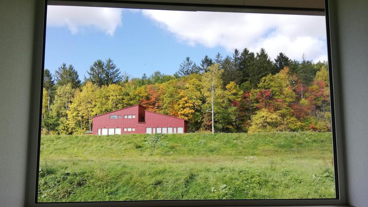 Hotel Hanafuji Inn Nakafurano Bagian luar foto