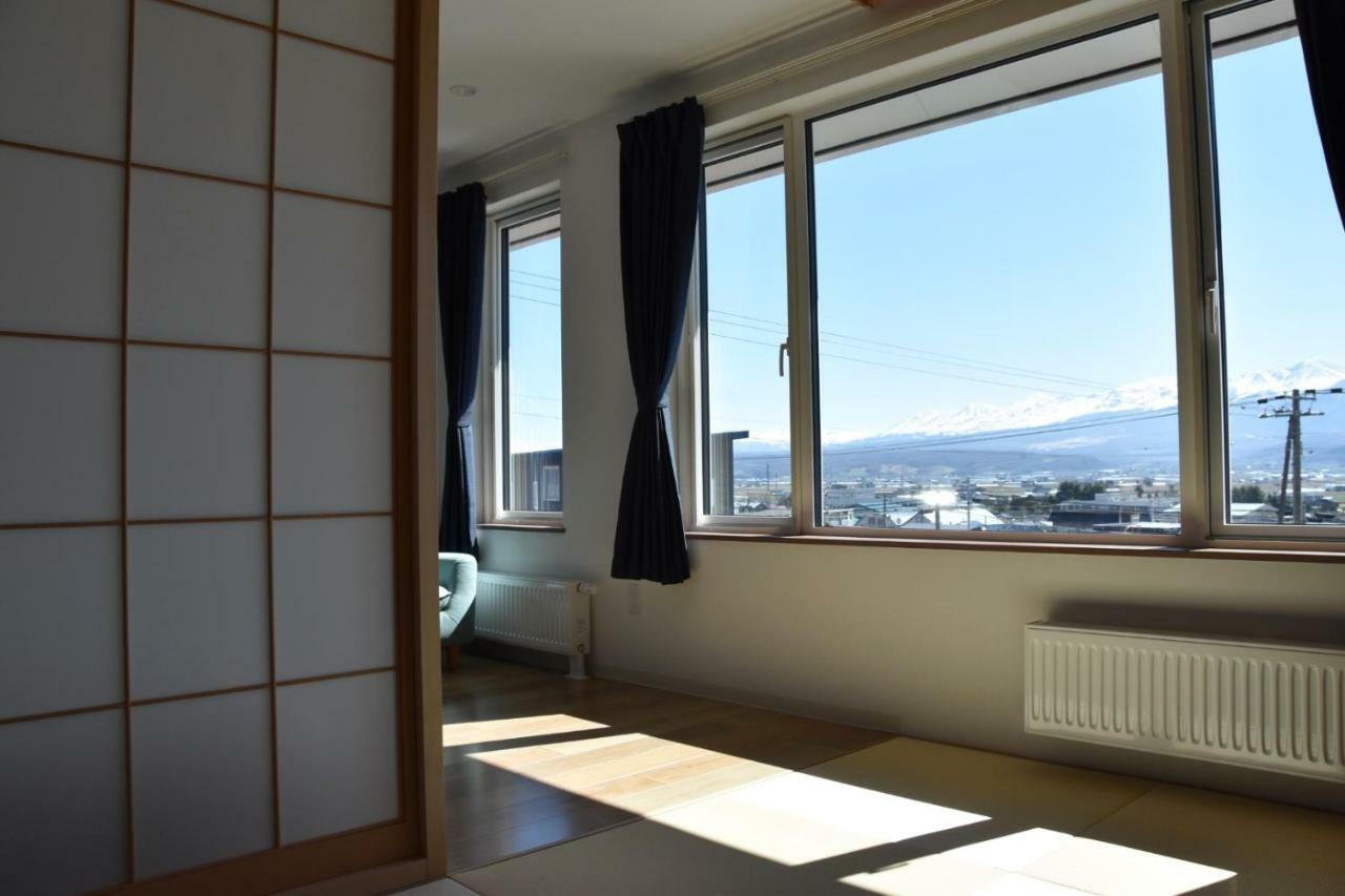Hotel Hanafuji Inn Nakafurano Bagian luar foto